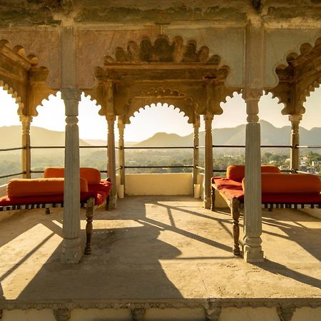 Hotel Raas Devigarh Delwāra Exteriér fotografie