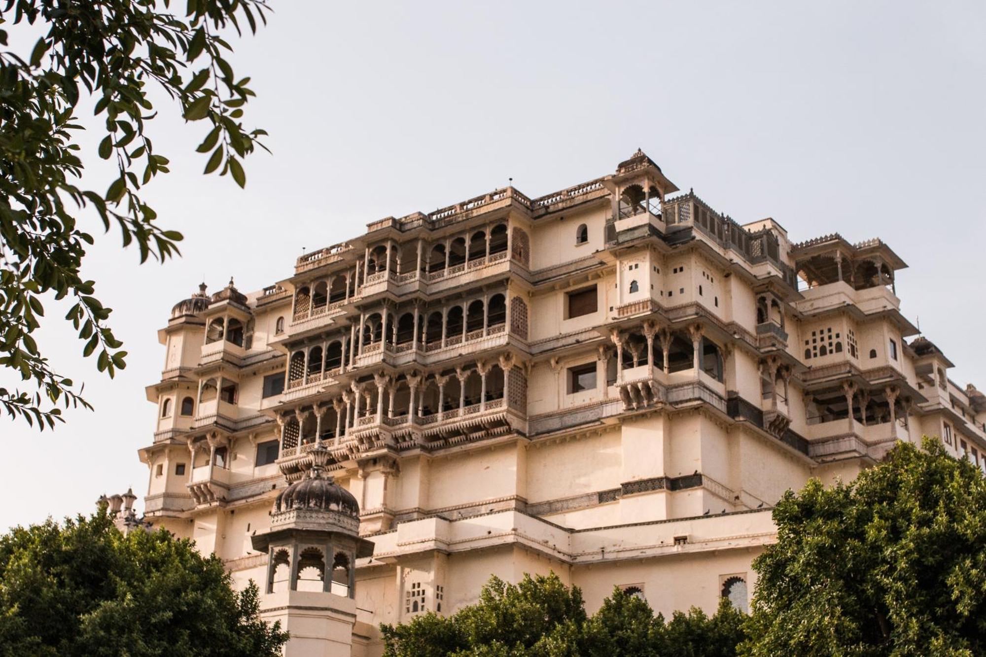 Hotel Raas Devigarh Delwāra Exteriér fotografie