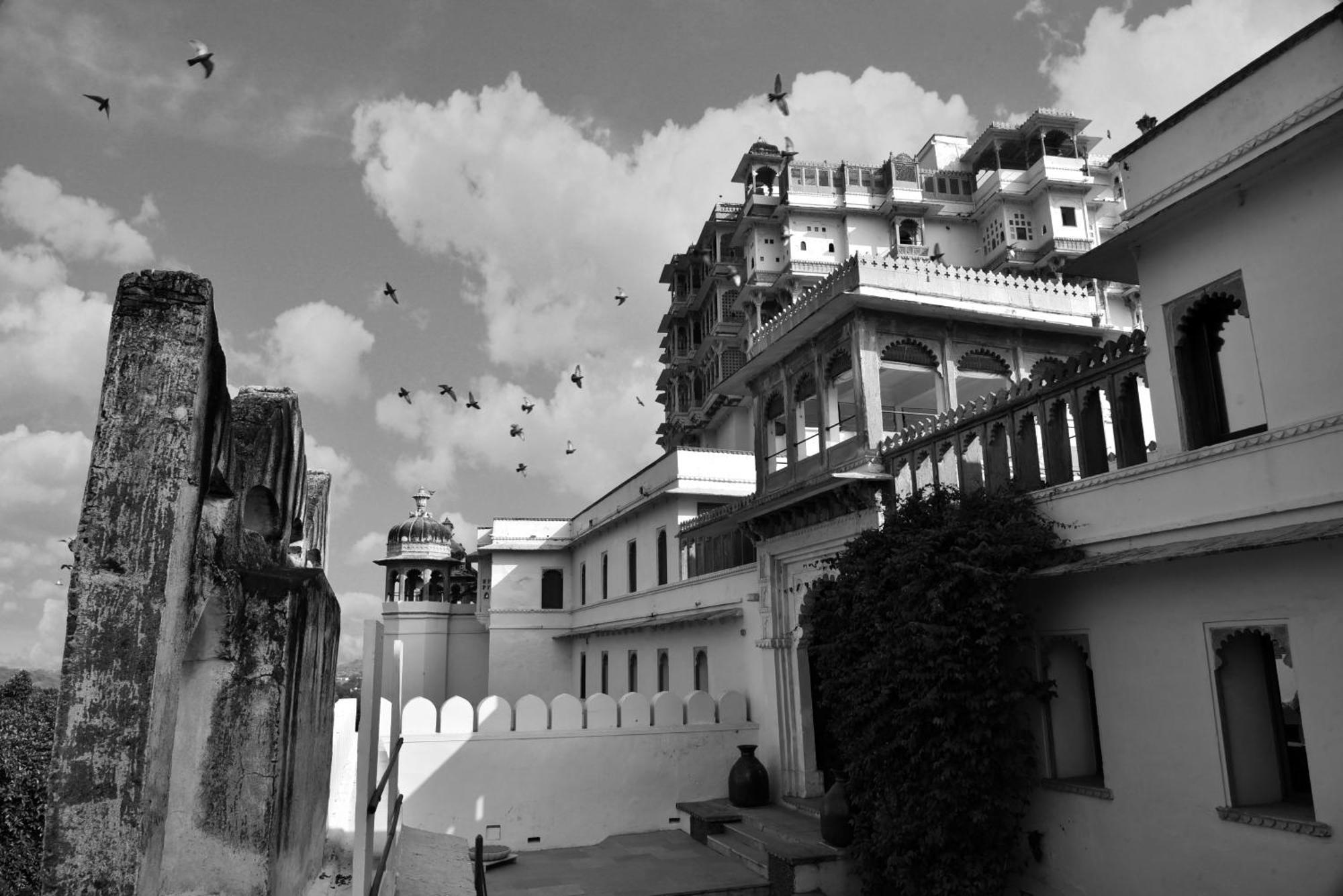 Hotel Raas Devigarh Delwāra Exteriér fotografie