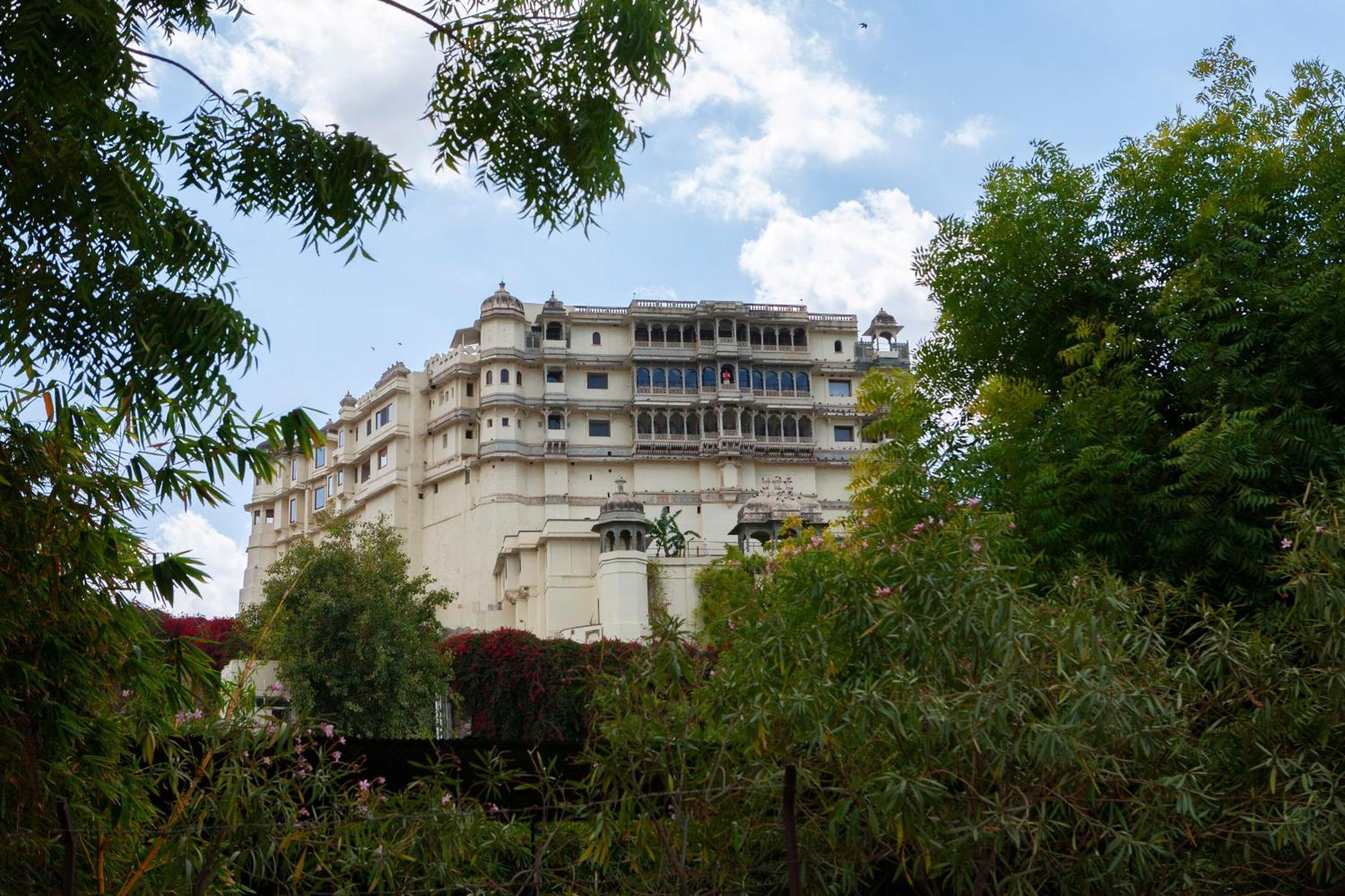 Hotel Raas Devigarh Delwāra Exteriér fotografie