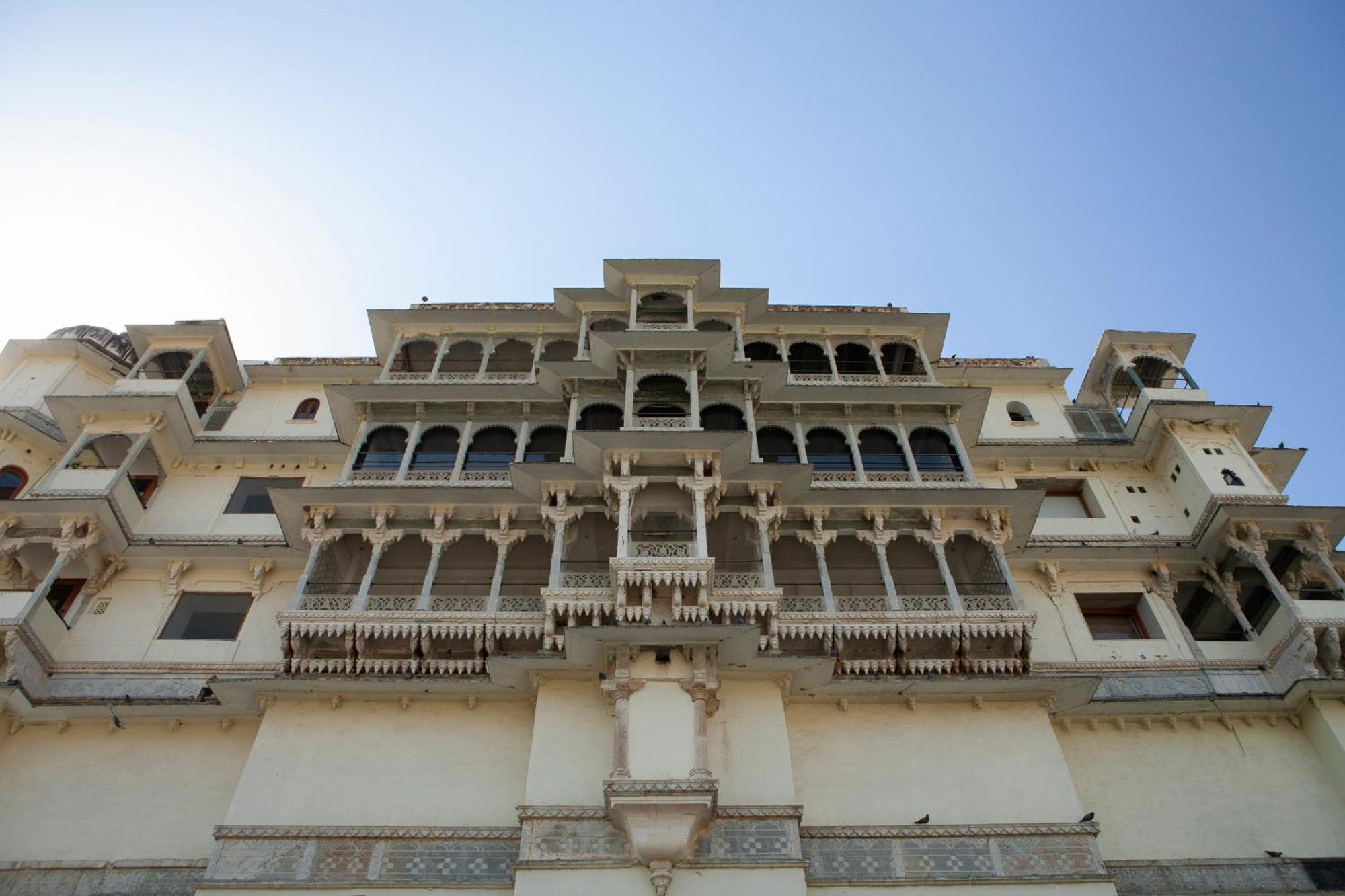 Hotel Raas Devigarh Delwāra Exteriér fotografie