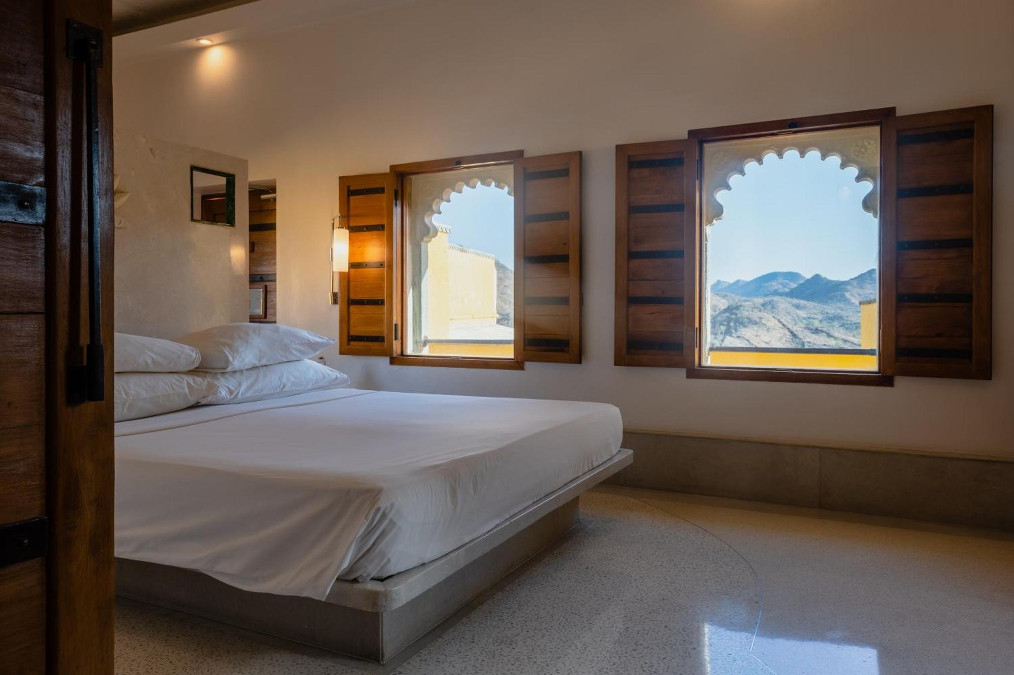 Hotel Raas Devigarh Delwāra Exteriér fotografie