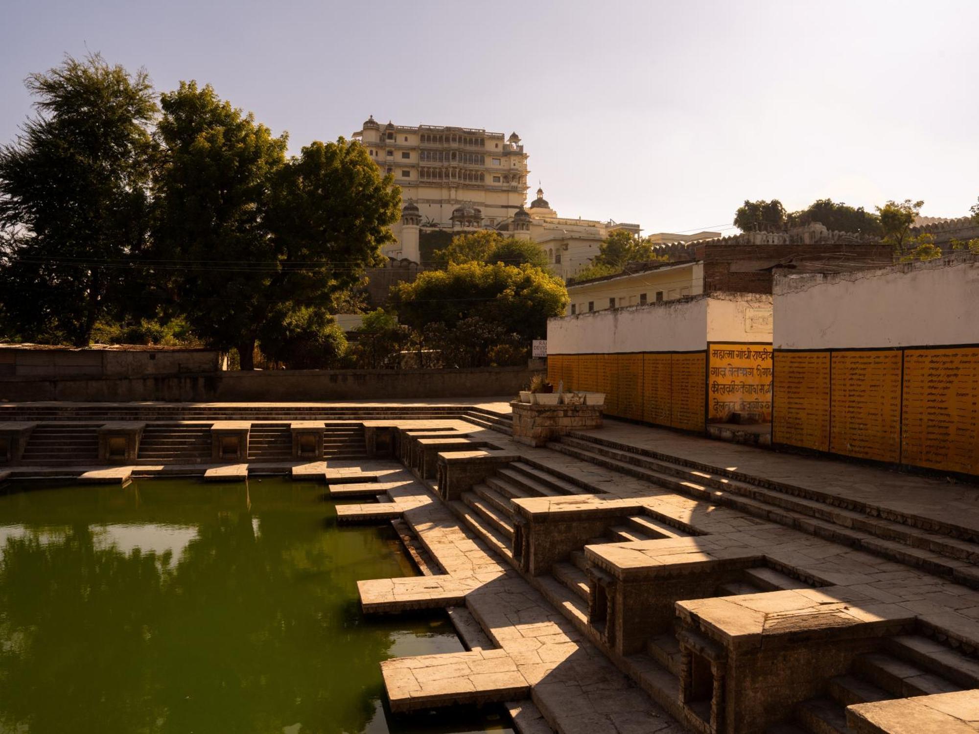 Hotel Raas Devigarh Delwāra Exteriér fotografie