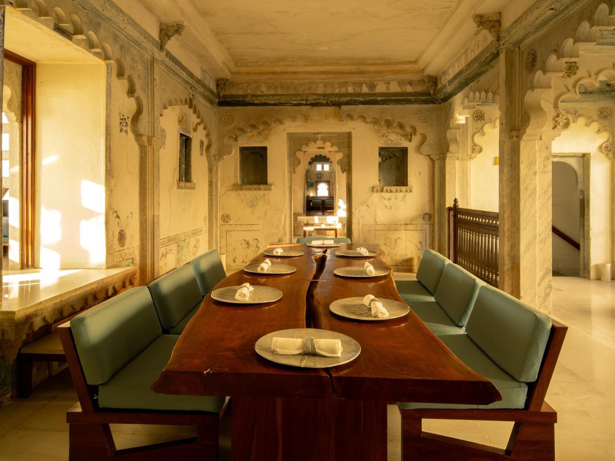 Hotel Raas Devigarh Delwāra Exteriér fotografie